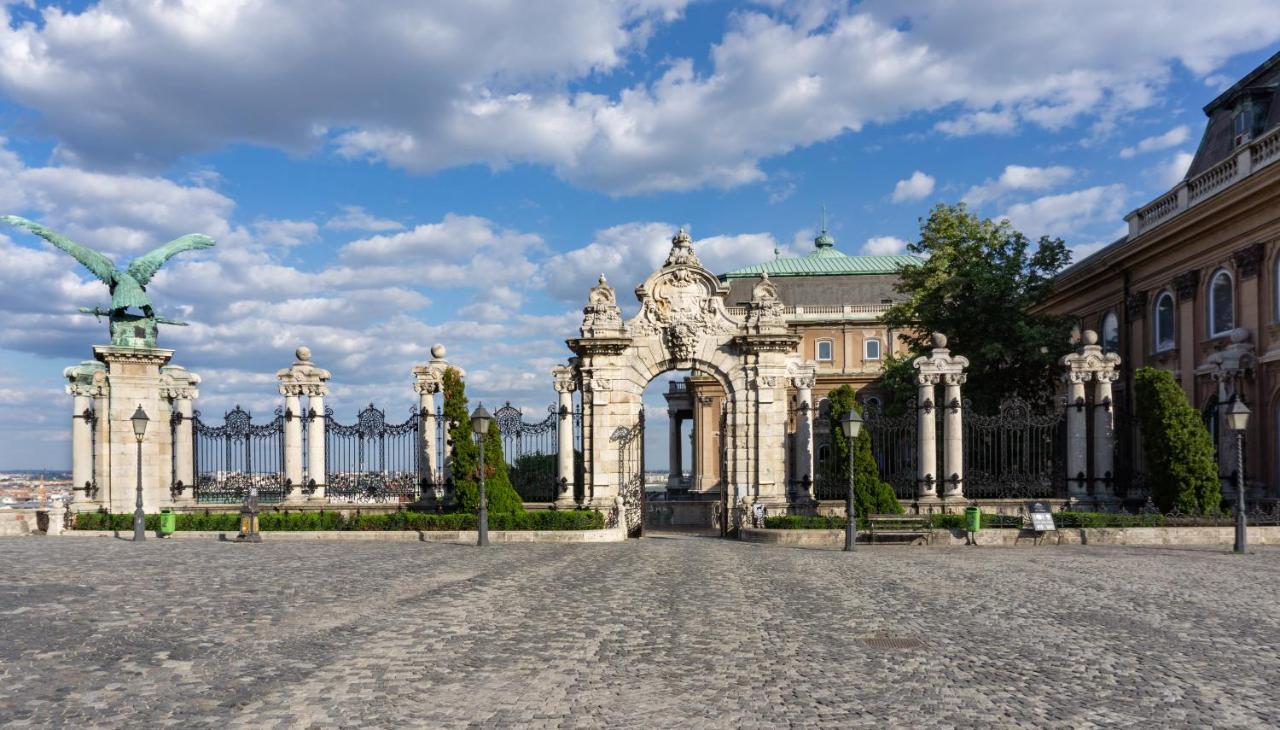 Monarchy Residence Budapest Esterno foto